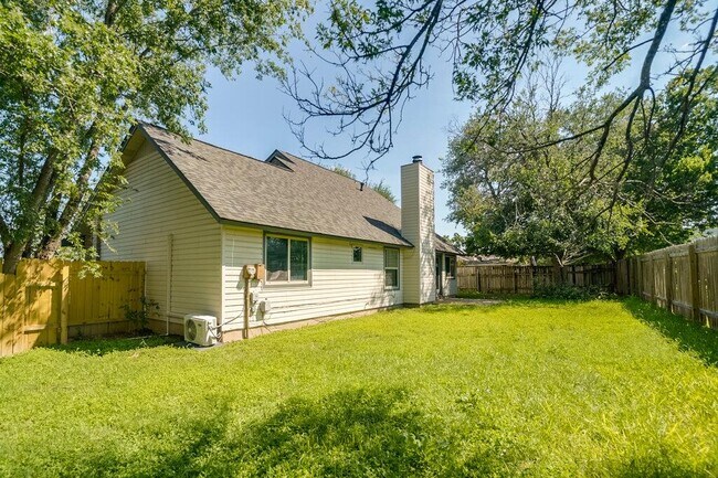 Building Photo - 8304 Furness Dr