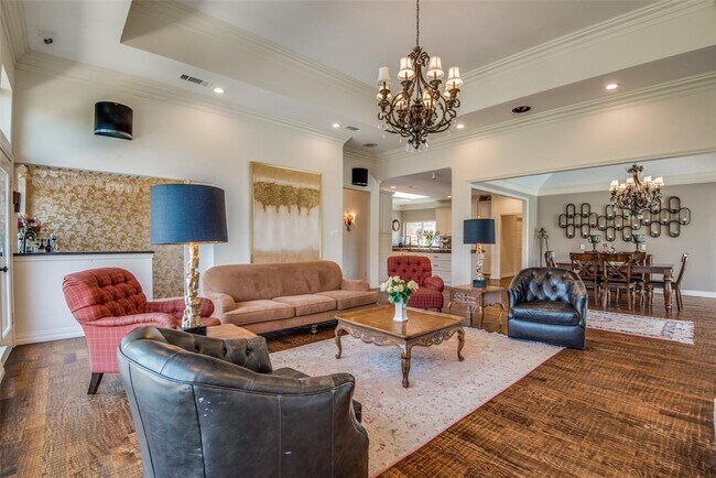 Building Photo - 5812 Richwater Dr