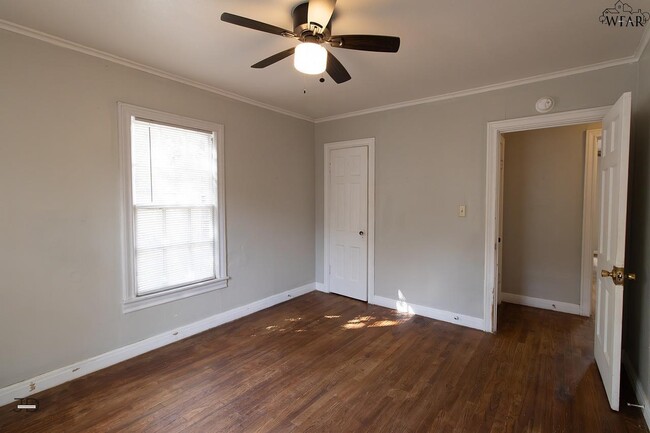 Building Photo - 2508 Marie St