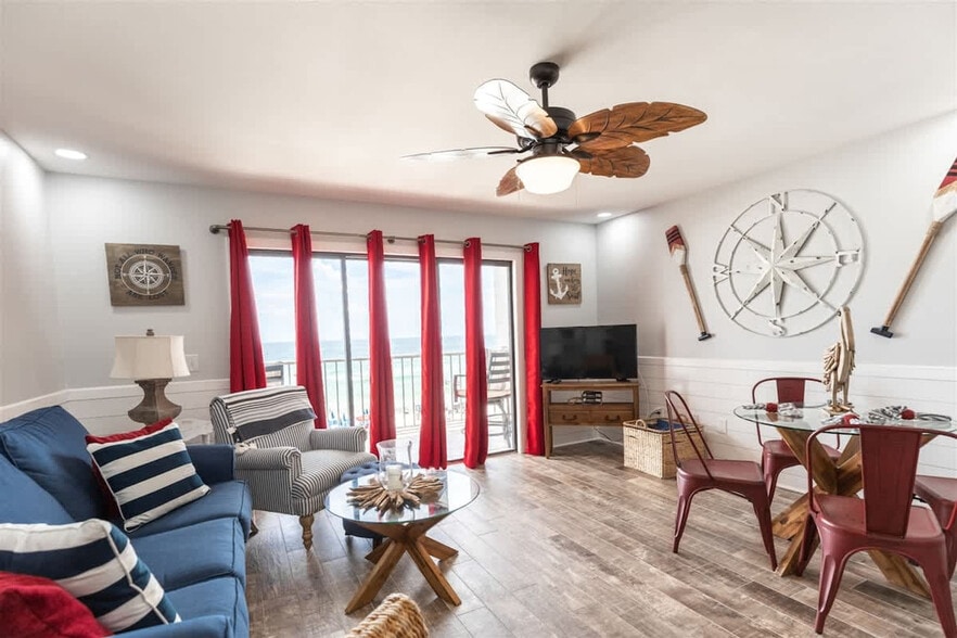 Building Photo - 8743 Thomas Dr