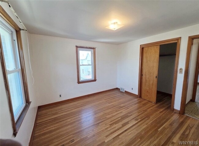 Building Photo - 181 Willett St