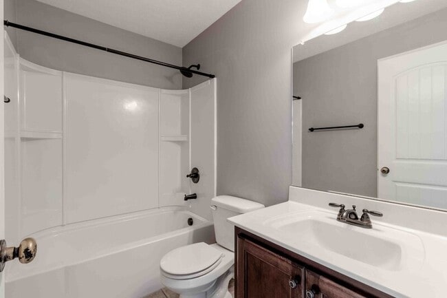 Building Photo - 1063 Freedom Dr