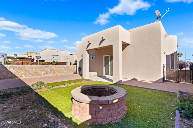 Building Photo - 3637 Grand Cayman Ln