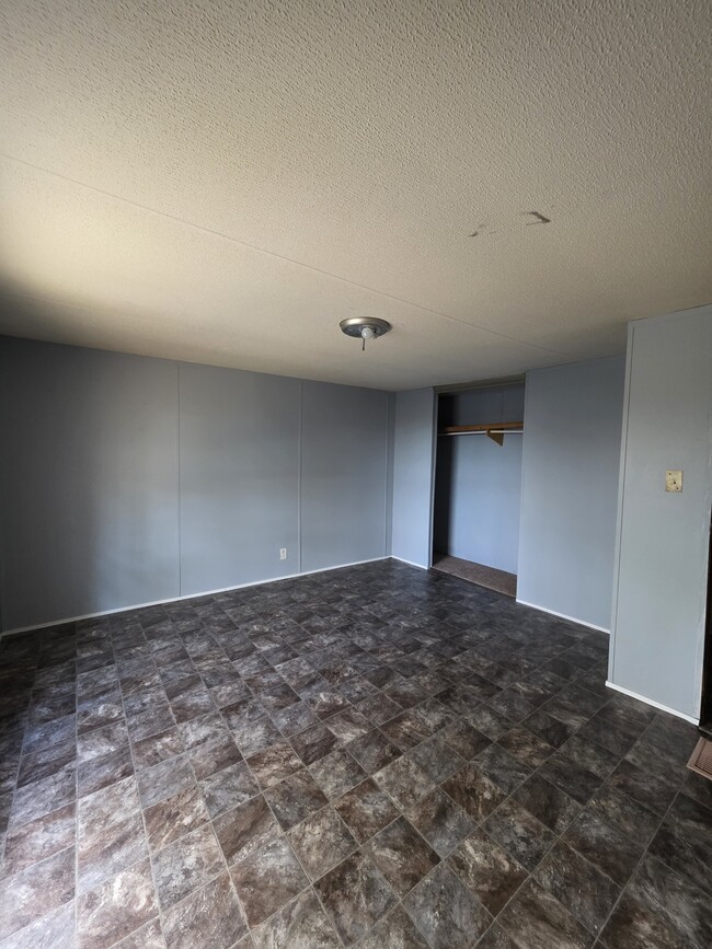 Building Photo - 200 Carroll St