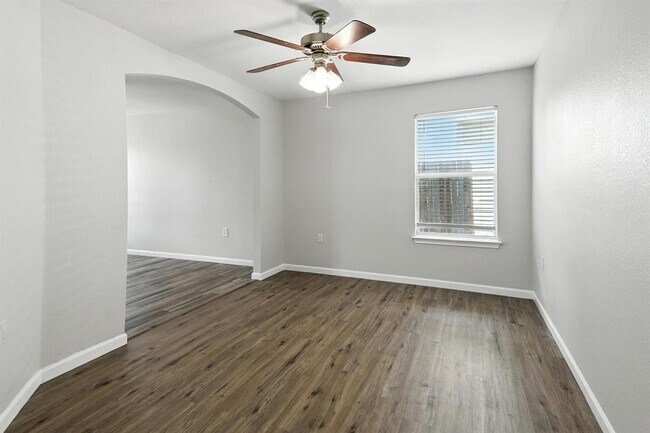 Building Photo - 12613 Paloma Blanca Way