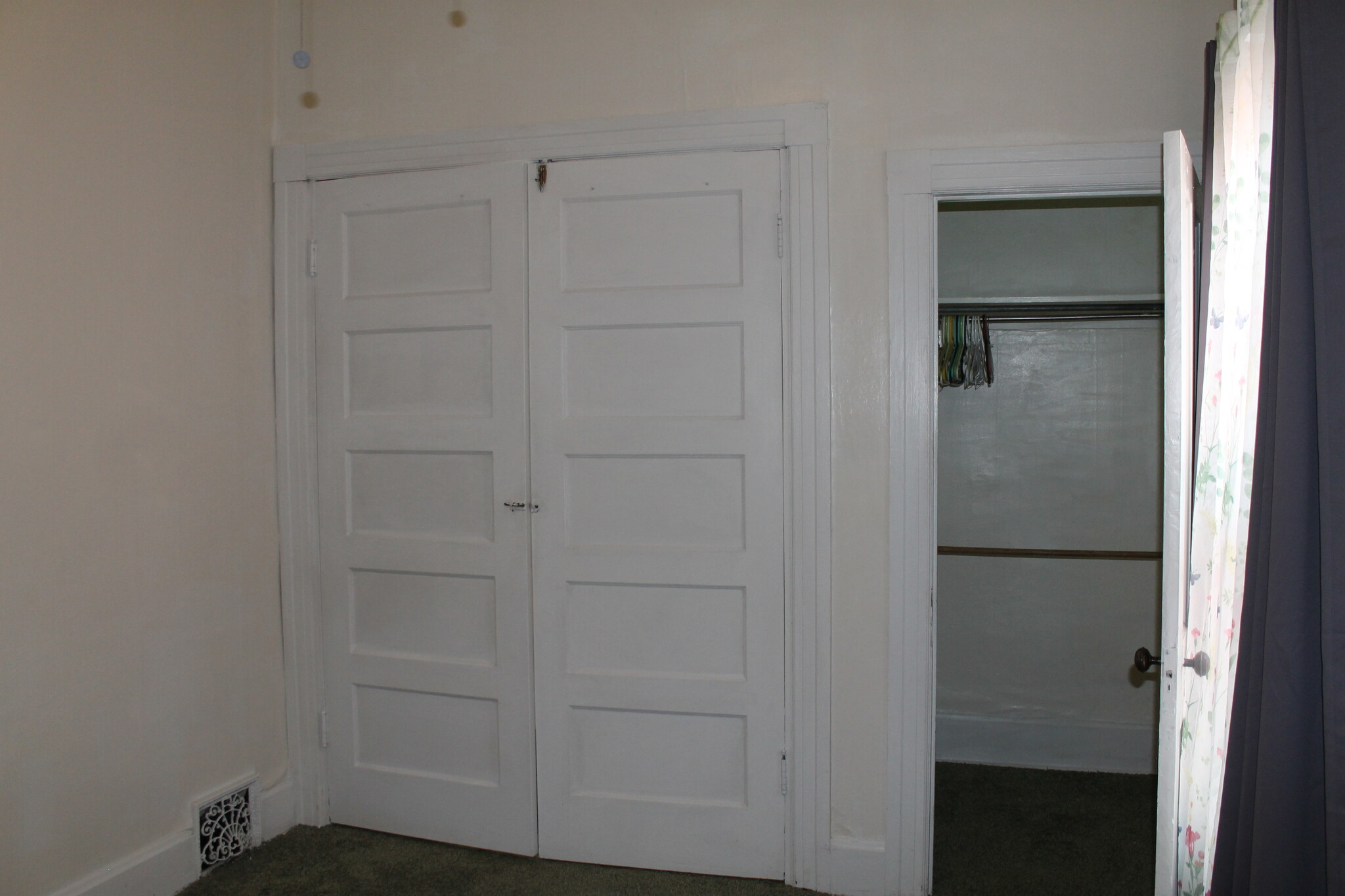 First Bedroom with doors closed - 2928 Hooker St