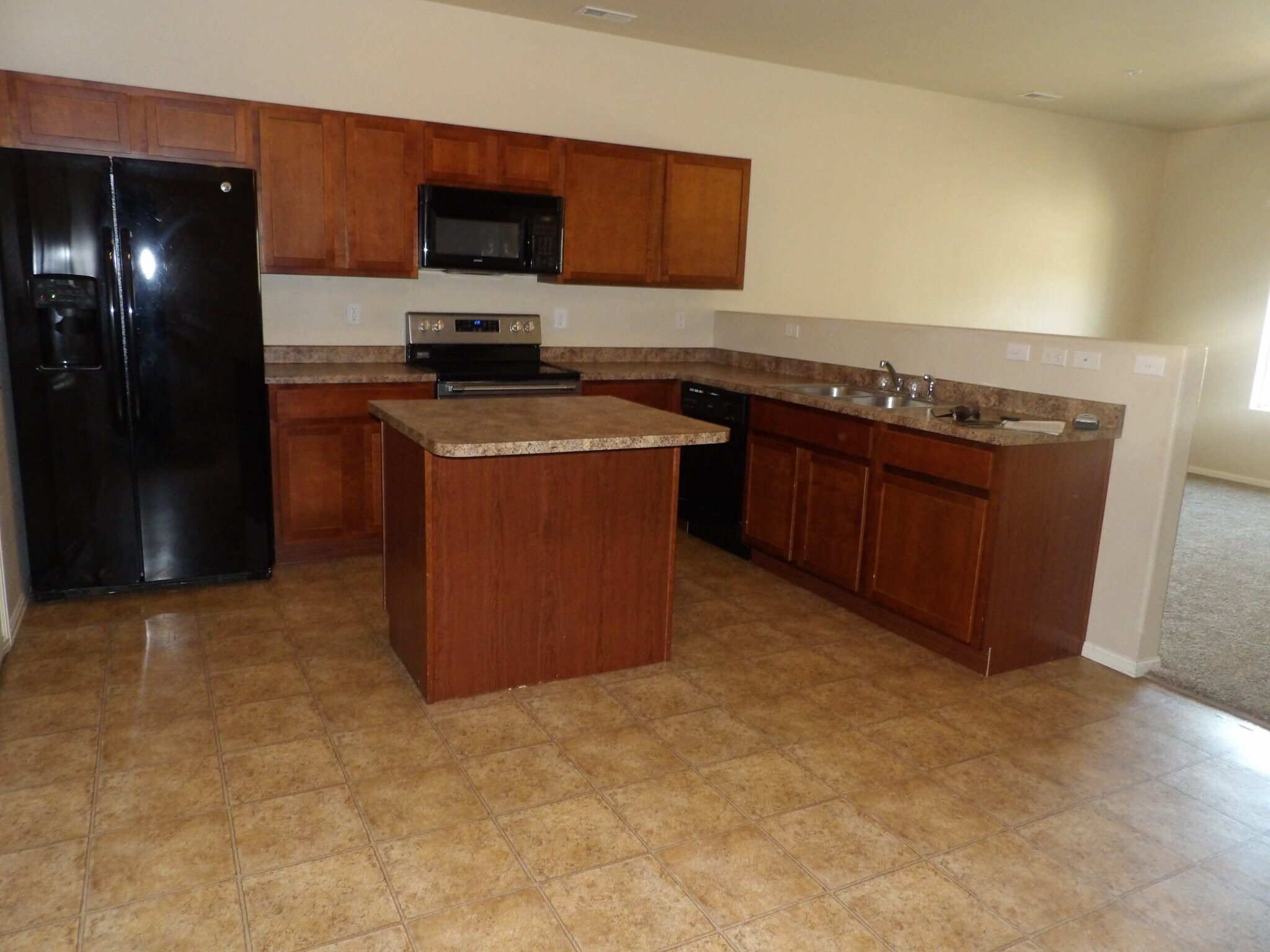 Building Photo - 3019 Shikra View