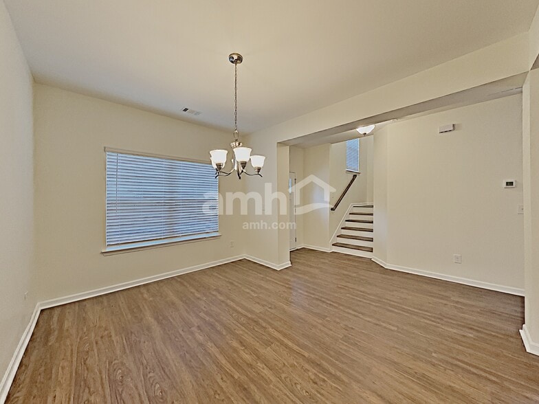 Building Photo - 277 Ivy Brook Dr