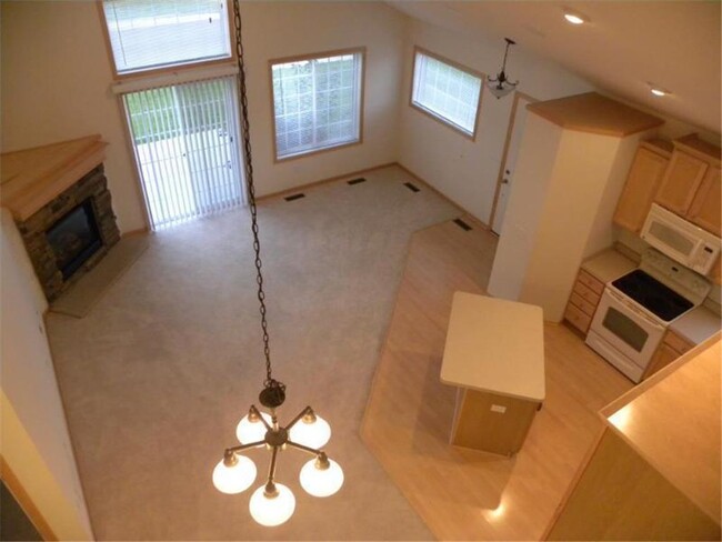 Building Photo - 1567 Alphon Dr