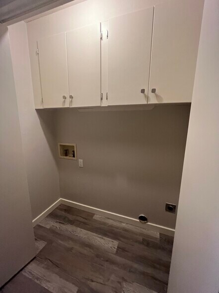 Laundry area - 6160 Denis Ln