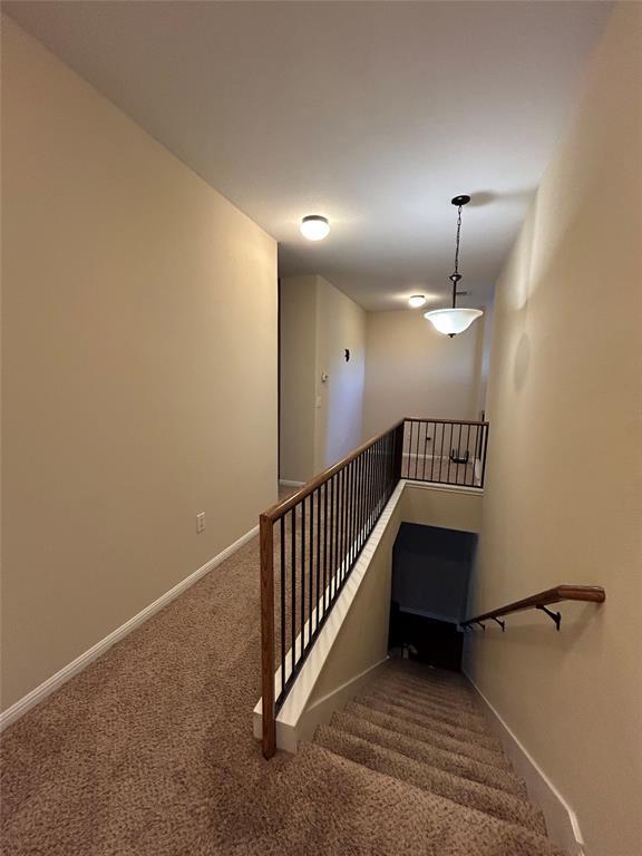 Building Photo - 13400 Briarwick Dr