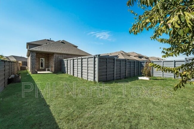 Building Photo - 6013 Wildflower Wy