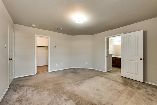Building Photo - 1122 Rainer Dr