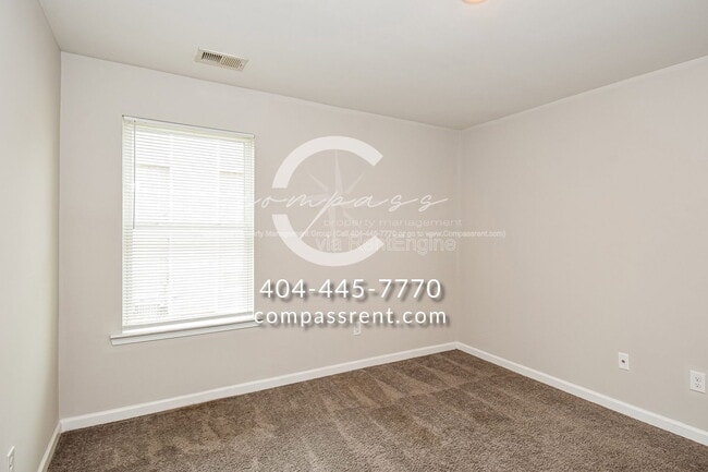 Building Photo - 109 Squarewood Ln NW
