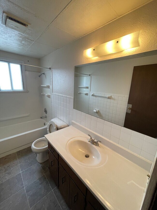 Building Photo - Copper Point Apartments