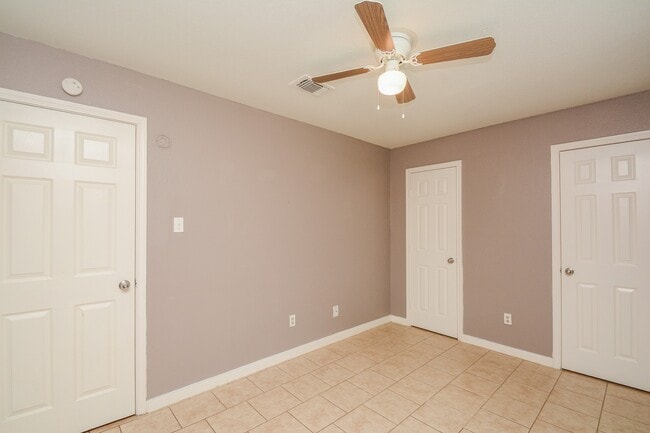 Building Photo - 8607 Crystal Cove Cir