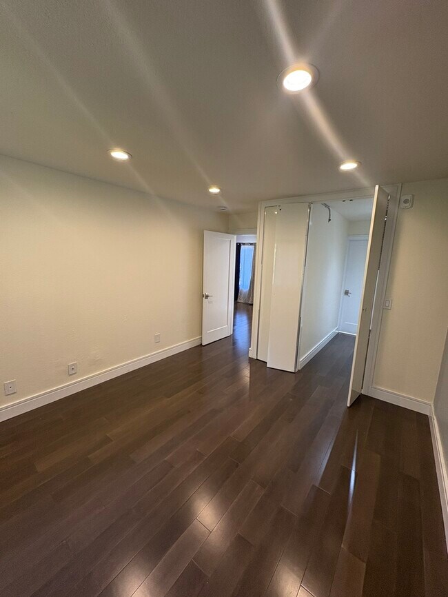 Building Photo - 380 Monterey Blvd