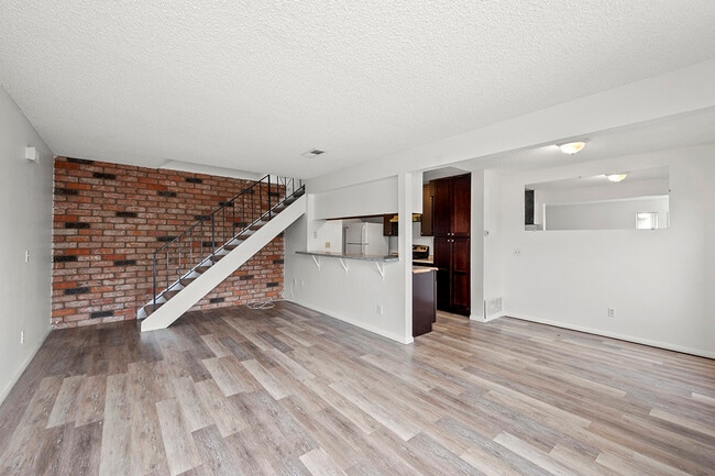 Building Photo - 12143 Wintercrest Dr