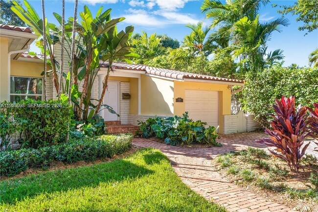 Building Photo - 414 Camilo Ave