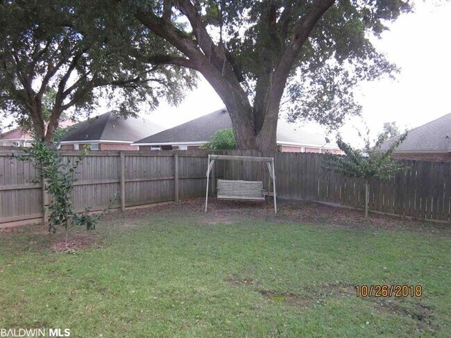 Building Photo - BEAUTIFUL HOME IN DAPHNE!