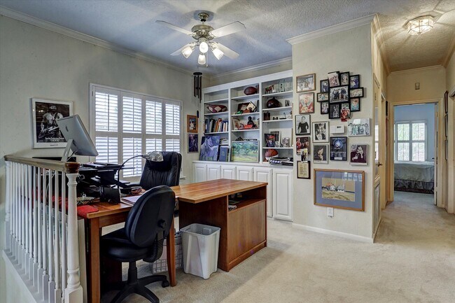 Building Photo - 2125 Bering Dr