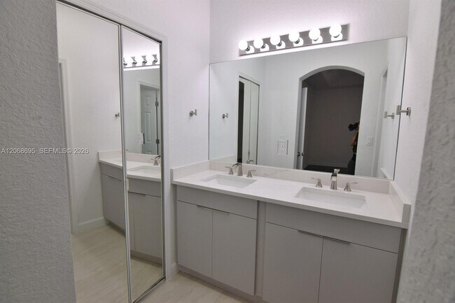 Building Photo - 7855 NW 110th Ave