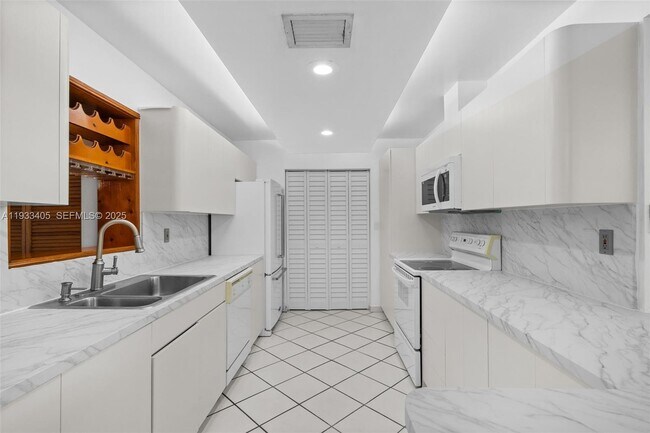 Building Photo - 11620 SW 179th Terrace