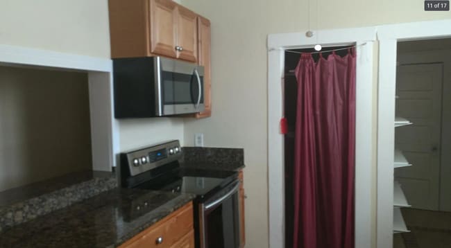 Building Photo - 1059 Hand Ave