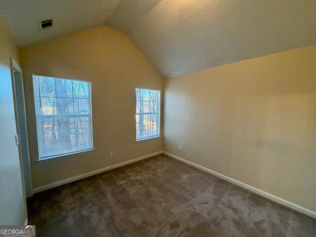 Building Photo - 260 Windscape Dr