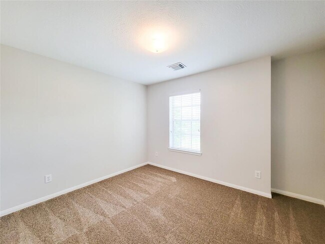 Building Photo - 6810 Keithwood Cir S