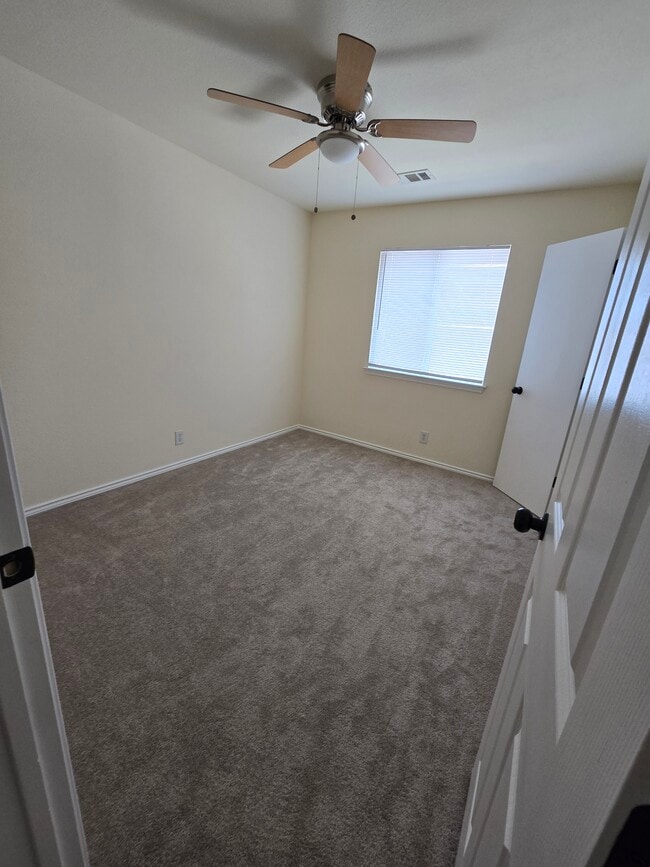 Building Photo - 8926 Trumpet Cir