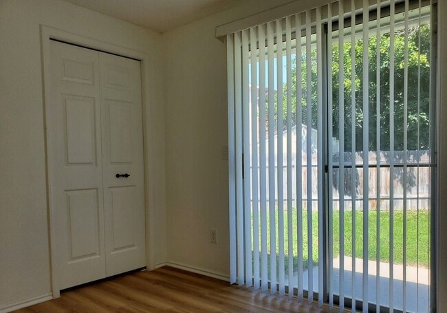 Building Photo - 9580 W Hoff Dr