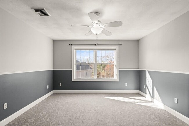 Building Photo - 9 Nirvana Dr