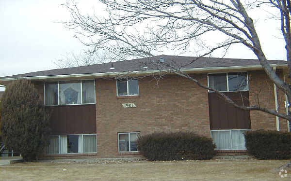 Primary Photo - 1901 Terry St