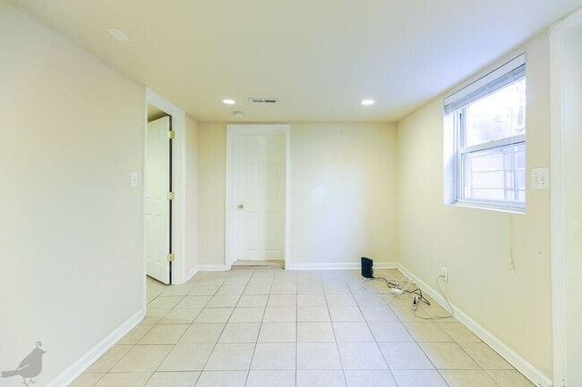 Building Photo - 3937 Ames St NE