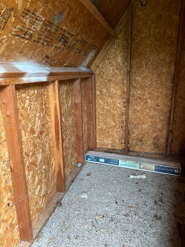 Building Photo - 1329 East 21st terrace