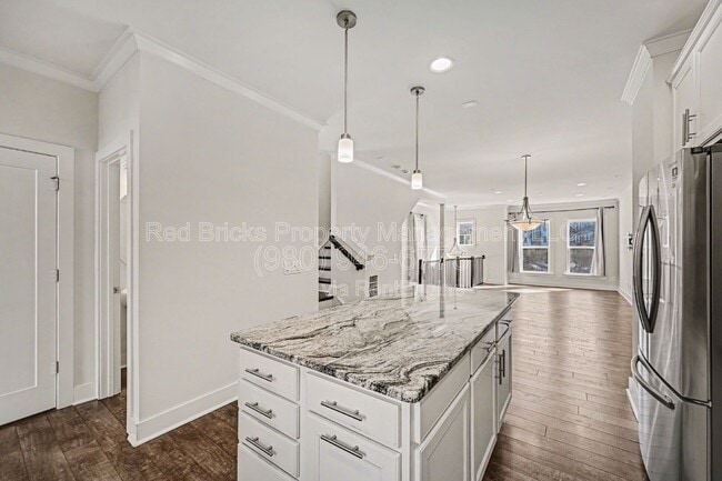 Building Photo - 2905 Grand Union Way