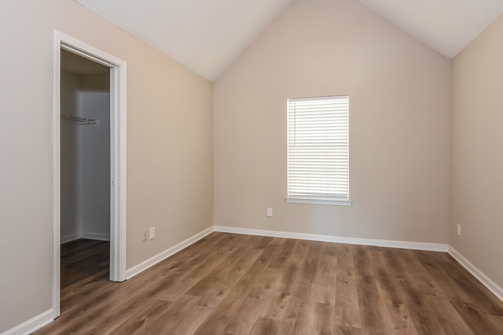 Building Photo - 6964 Foxmoor Way