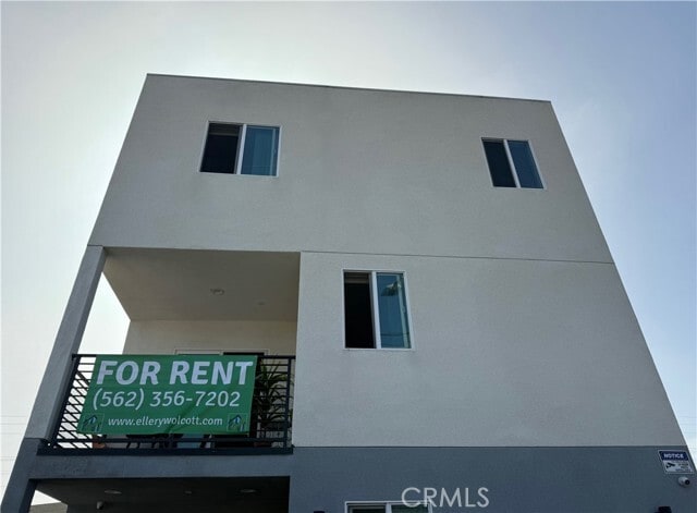 Building Photo - 232 E Gage Ave