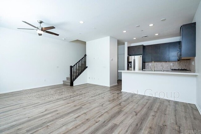 Building Photo - 3395 Campo Azul Ct