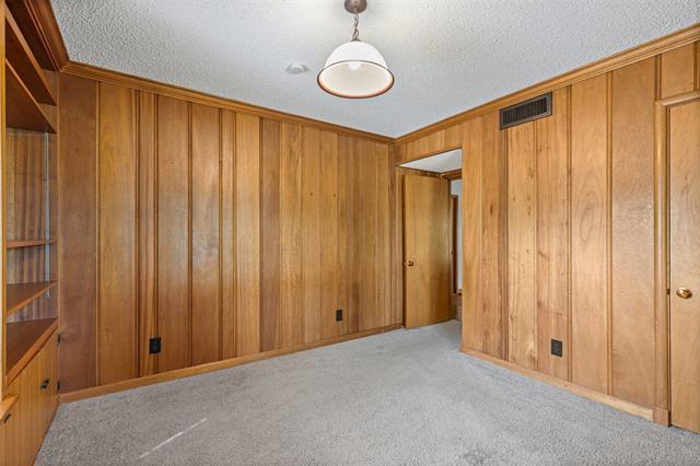 Building Photo - 945 Sam Dealey Dr