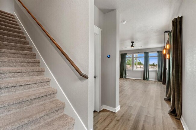 Building Photo - 2251 Rocoso Trl