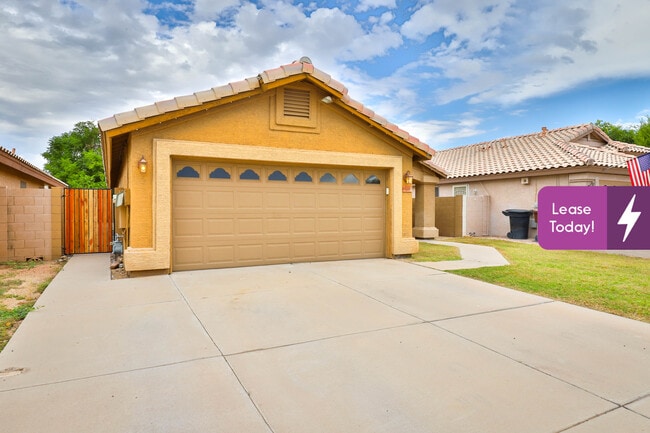 Building Photo - 8438 W Charter Oak Rd
