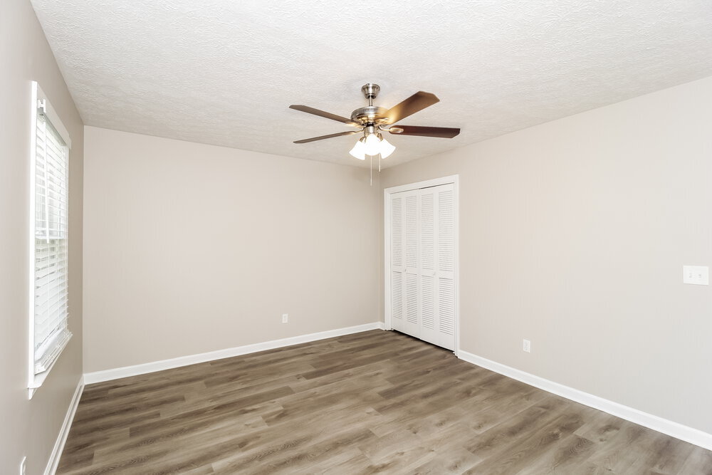 Building Photo - 35 Pine Grove Rd