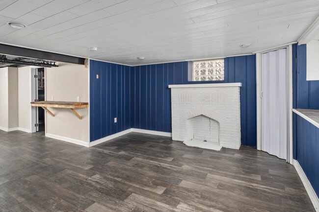 Building Photo - 710 Edmondson Ave