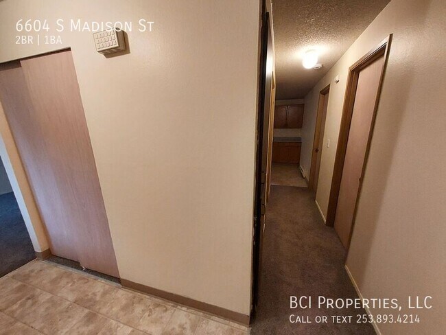 Building Photo - 6604 S Madison St