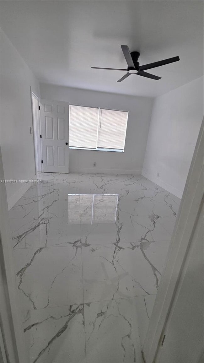 Building Photo - 7085 W Sunrise Blvd