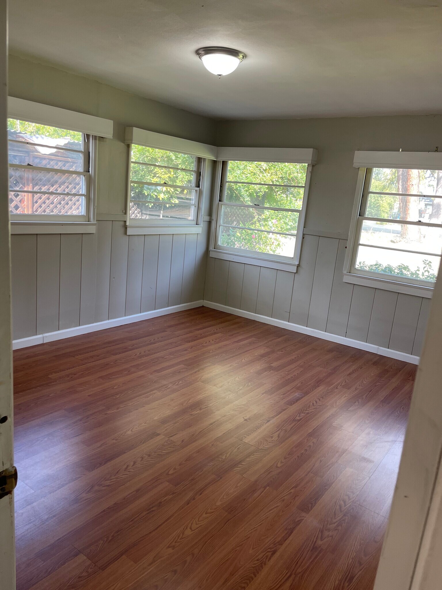 Building Photo - 1538 Zara St