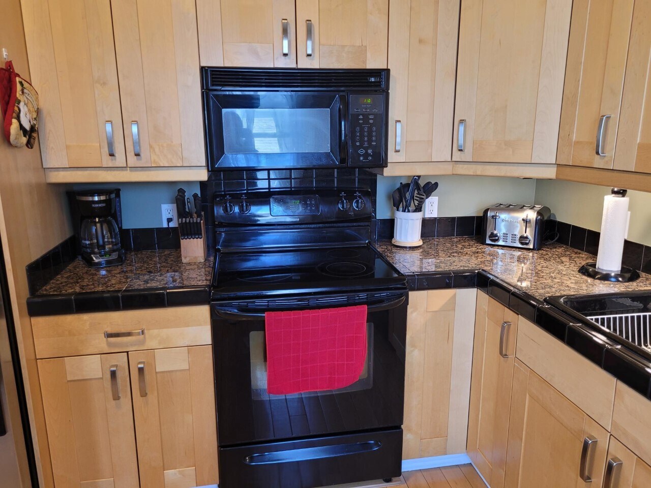 Building Photo - 1219 Burwell St