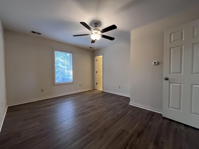 Building Photo - 4024 Palmetto Dr